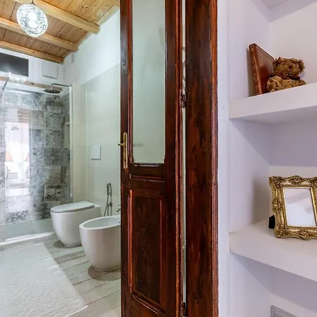 Virgilio House 3 Appartamento